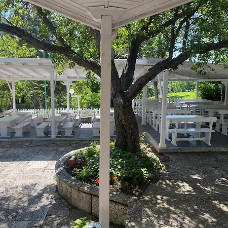 Vezhen - Free Parking ホテル 3*