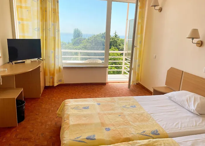 Hotel Vezhen - Free Parking