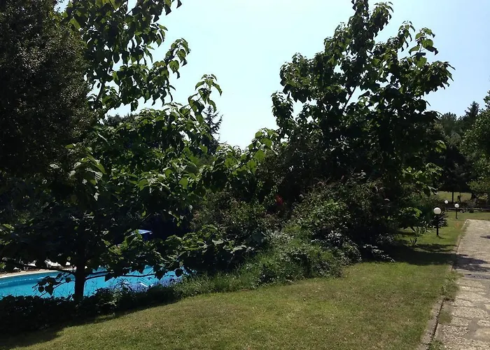 Vezhen - Free Parking Golden Sands