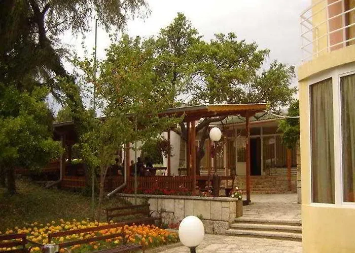 Vezhen - Free Parking 3* Golden Sands